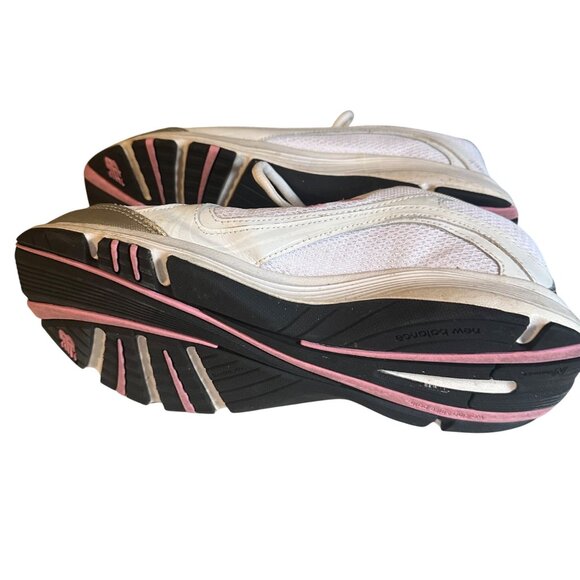 New Balance pink and white mesh cross training sneakers size 9.5 - Picture 6 of 6